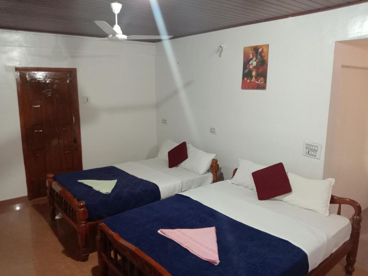 Shivalaya Homestay, Madikeri Siddāpur Extérieur photo