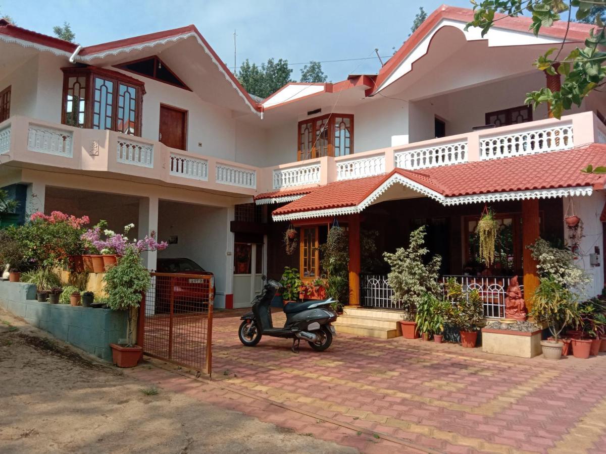 Shivalaya Homestay, Madikeri Siddāpur Extérieur photo