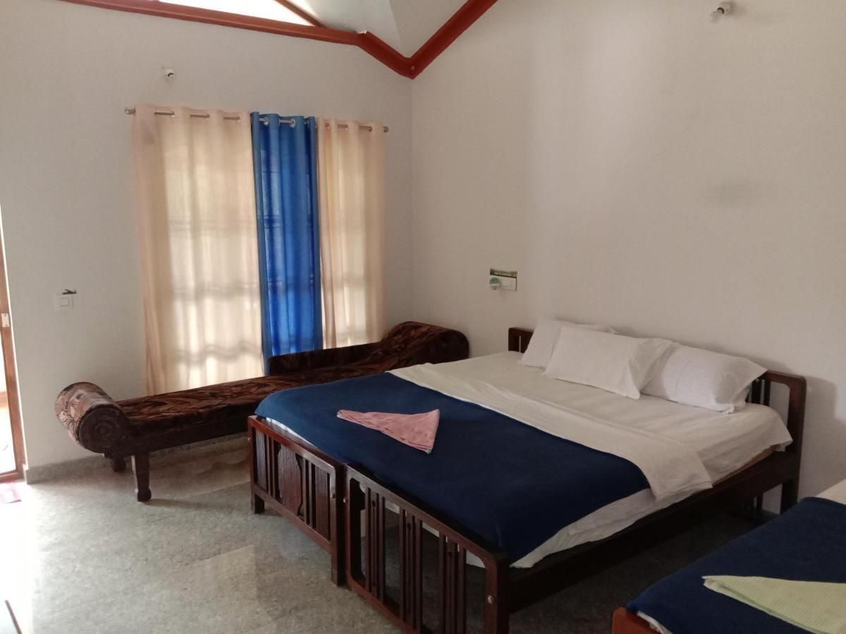Shivalaya Homestay, Madikeri Siddāpur Extérieur photo