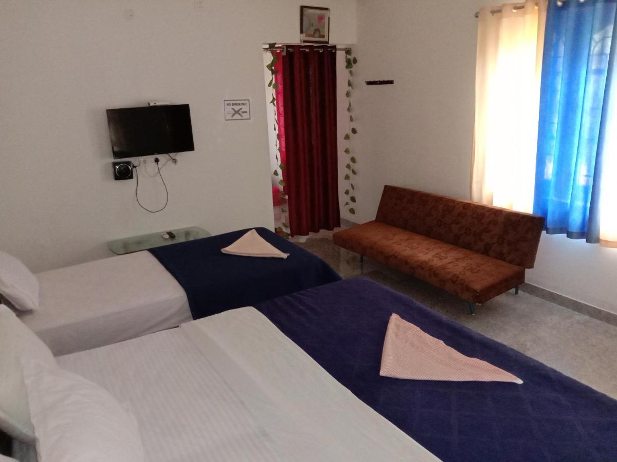 Shivalaya Homestay, Madikeri Siddāpur Extérieur photo