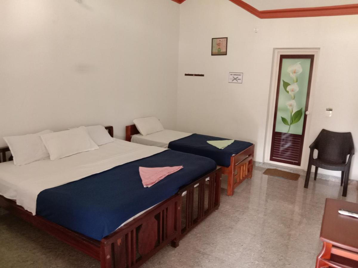 Shivalaya Homestay, Madikeri Siddāpur Extérieur photo