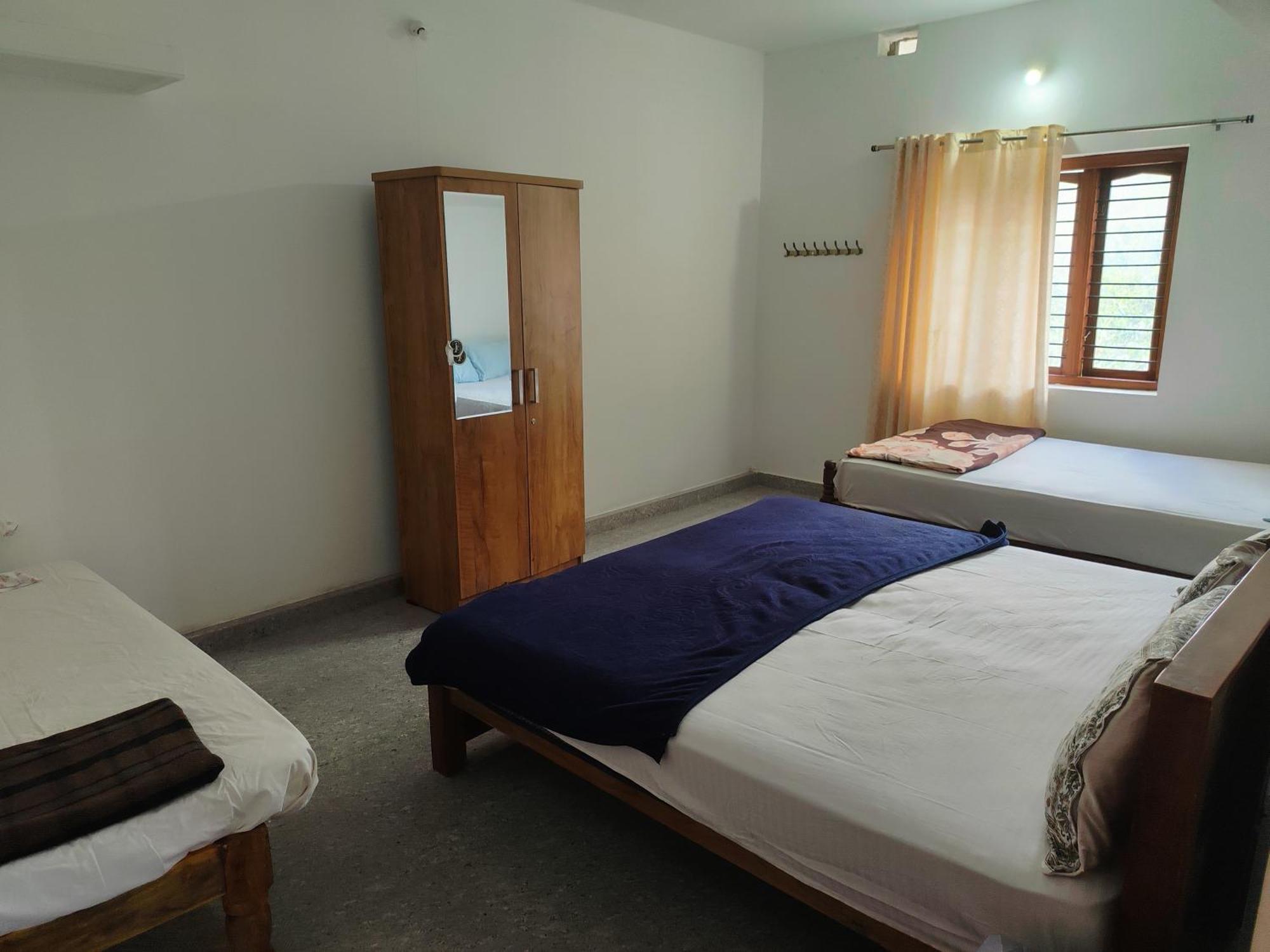 Shivalaya Homestay, Madikeri Siddāpur Extérieur photo