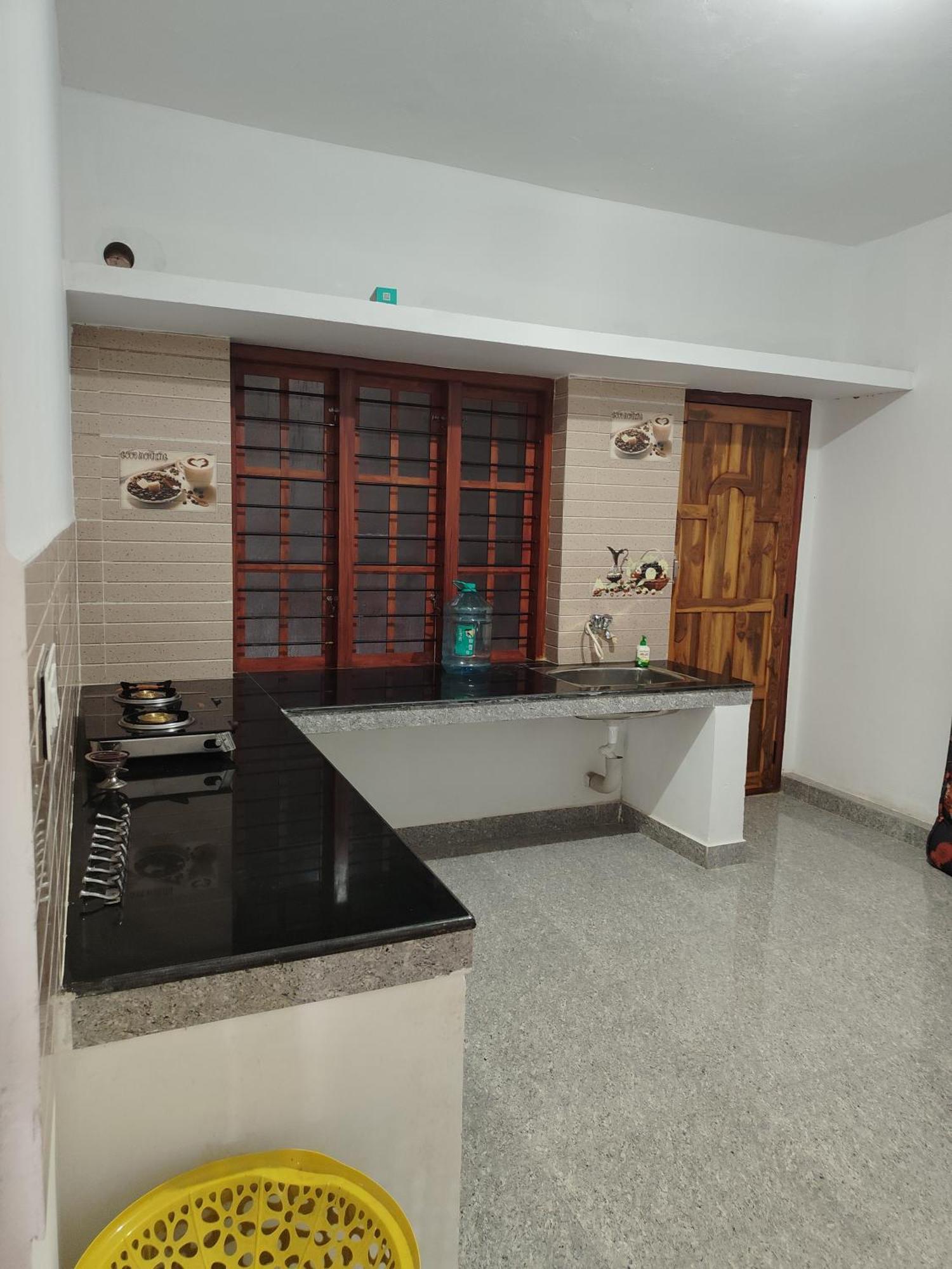 Shivalaya Homestay, Madikeri Siddāpur Extérieur photo