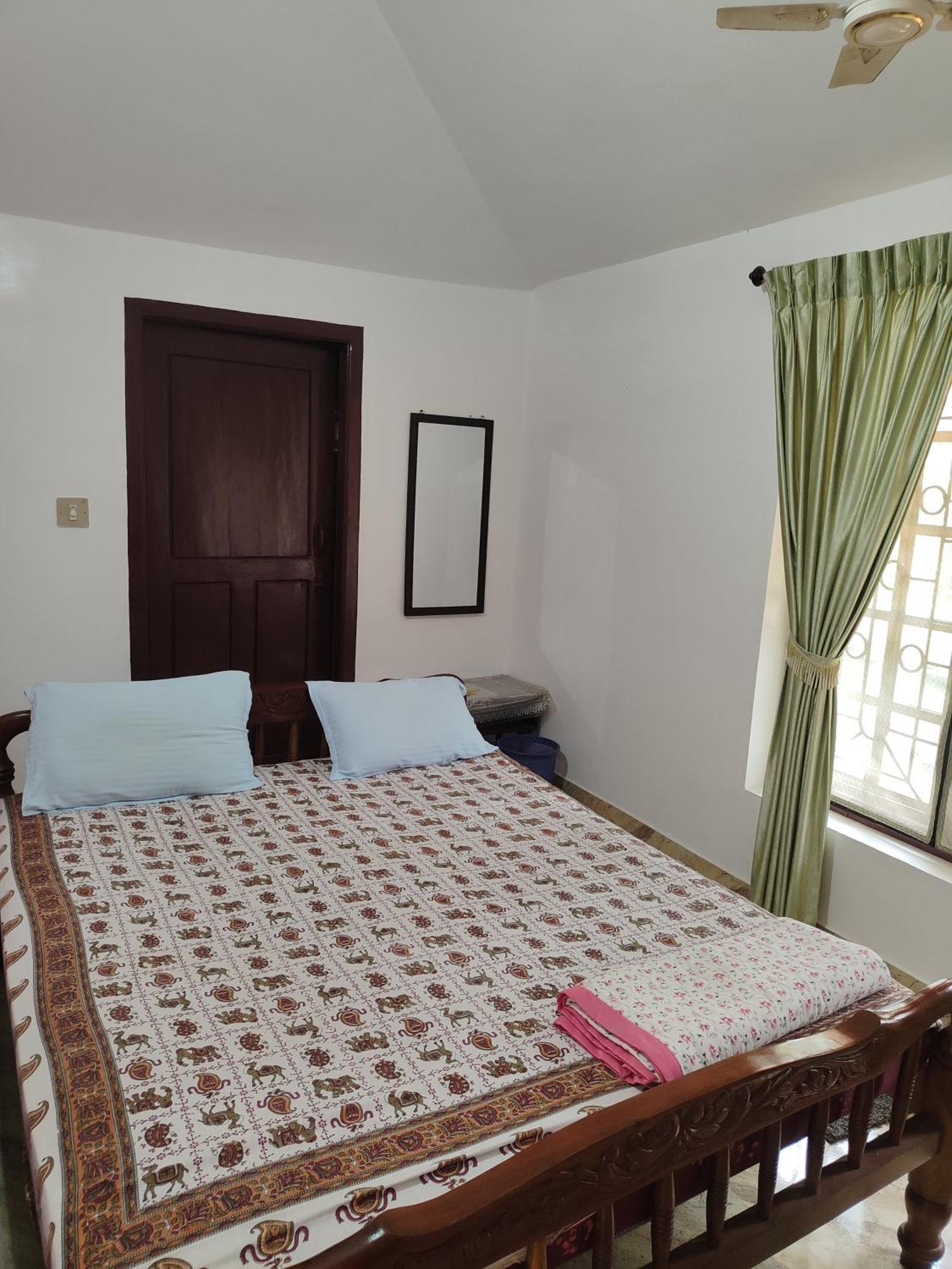 Shivalaya Homestay, Madikeri Siddāpur Extérieur photo